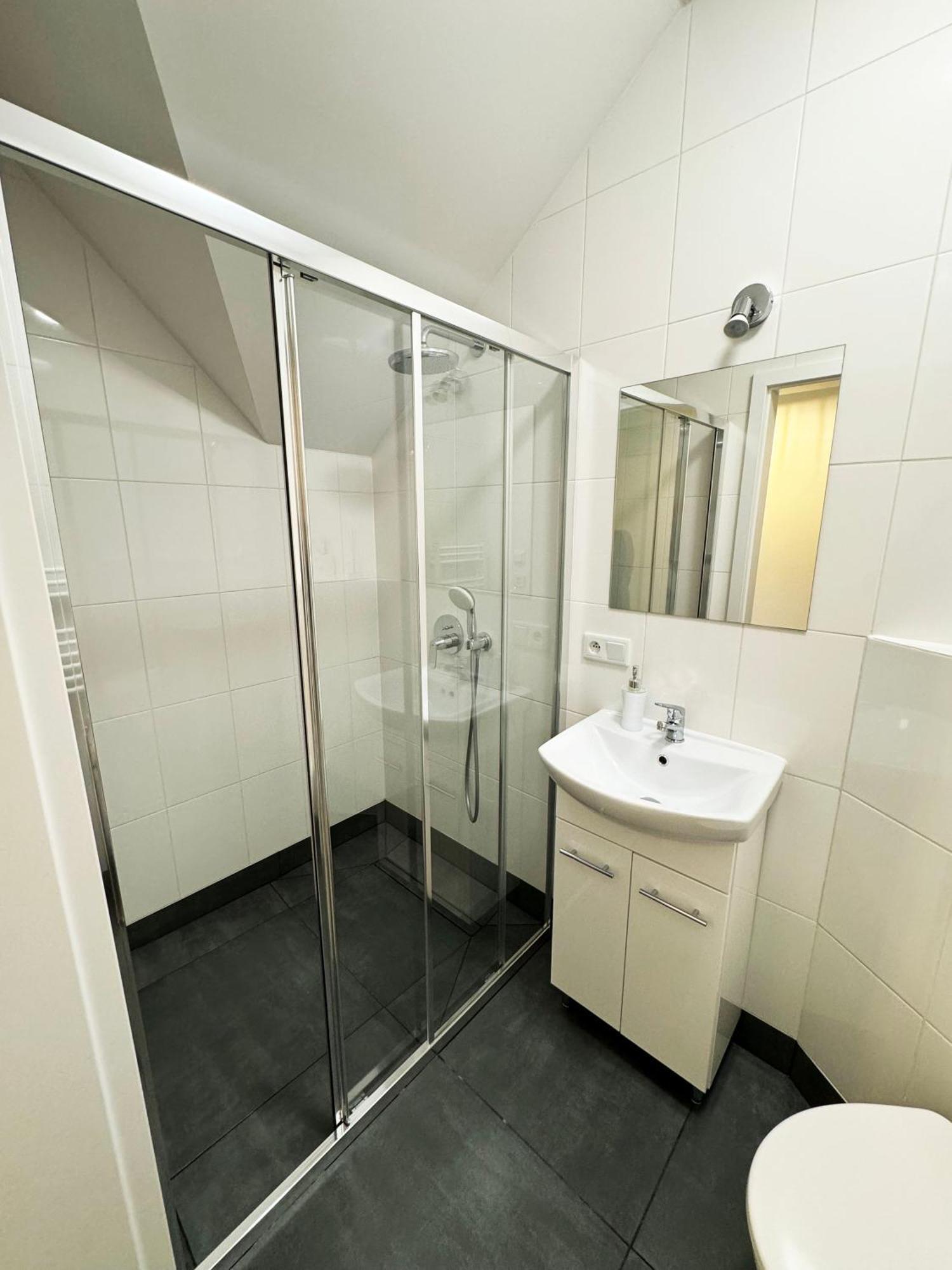 Pokoje Pod Palacem Koszecin Habitación foto